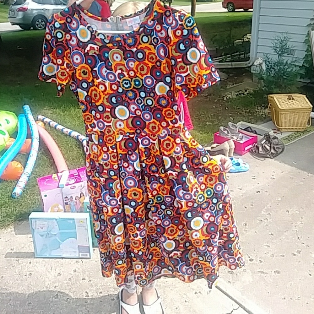 Lularoe amelia